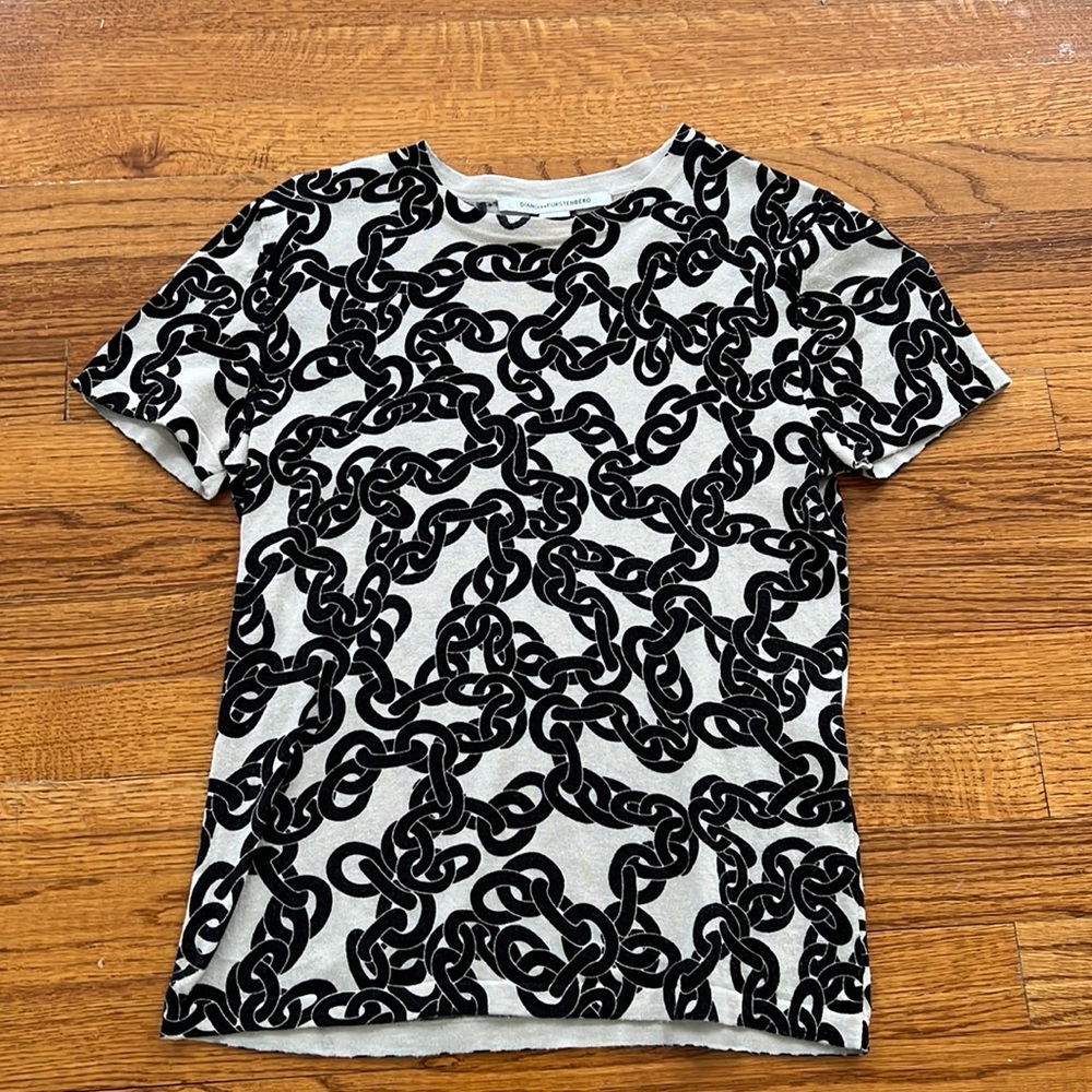 DianevonFurstenberg top. Silk and cotton